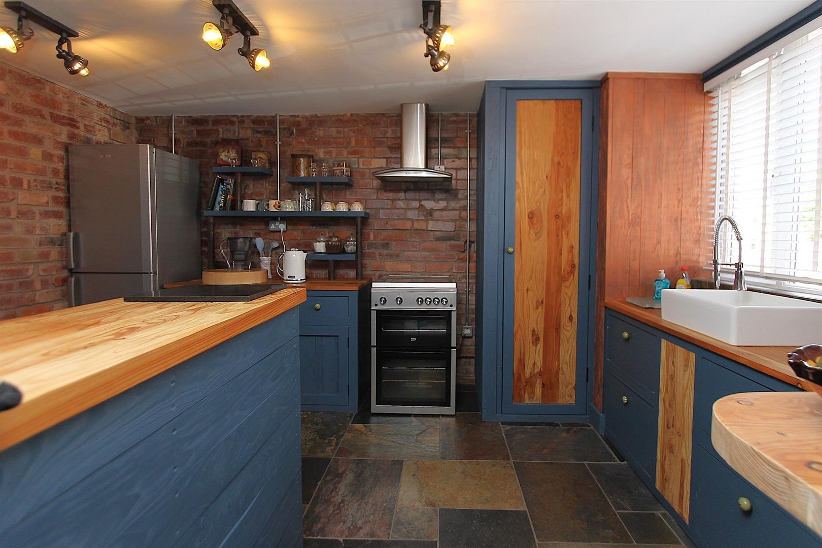3 bed property in Claughton Street, Kidderminster